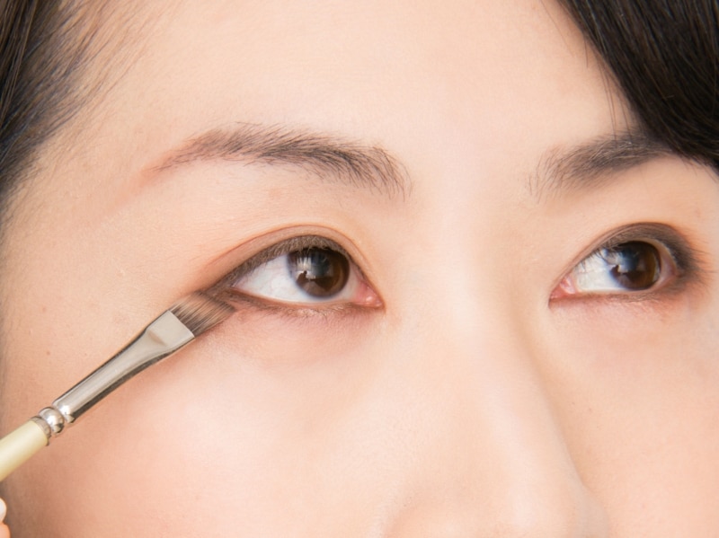 ブラシを置いて線を引いていく