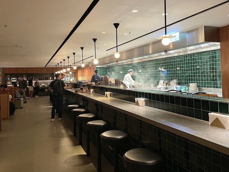 キャセイパシフィック航空,ラウンジ