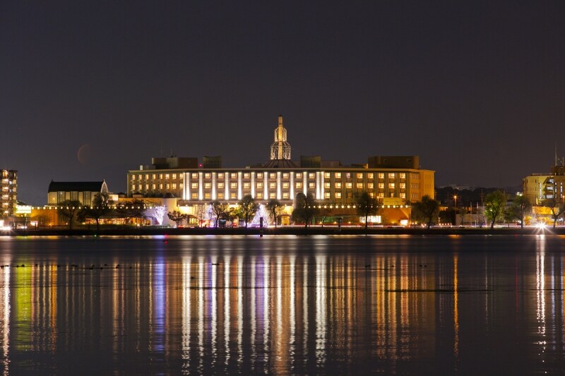 ロイヤルオークホテル