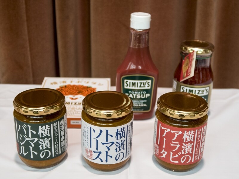 横濱屋本舗「横濱のトマトソースシリーズ(3種、220g、各500円)(2015年2月6日撮影)