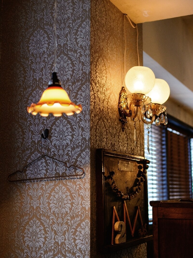 壁紙＋照明の表情