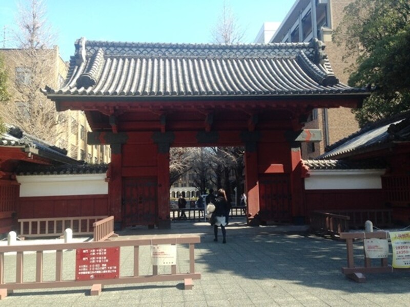 東大・赤門