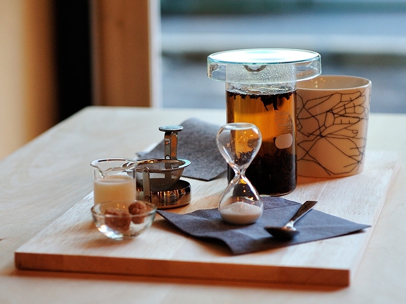 茶葉がほどけていくのを見つめる時間