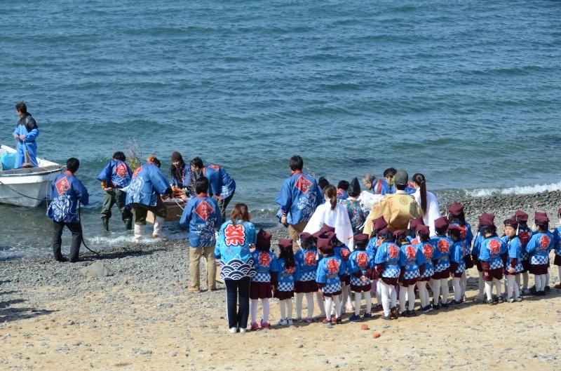淡嶋神社 雛流し