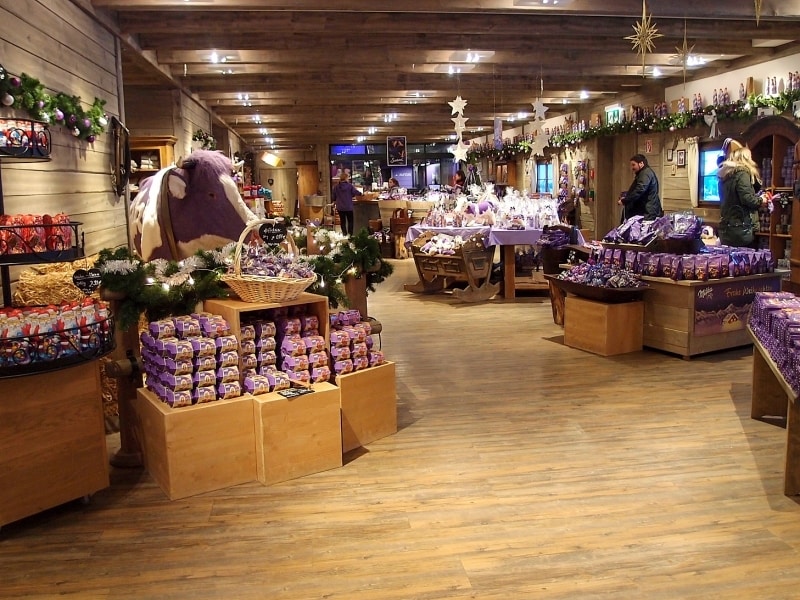 ミルカチョコとグッズがいっぱい！