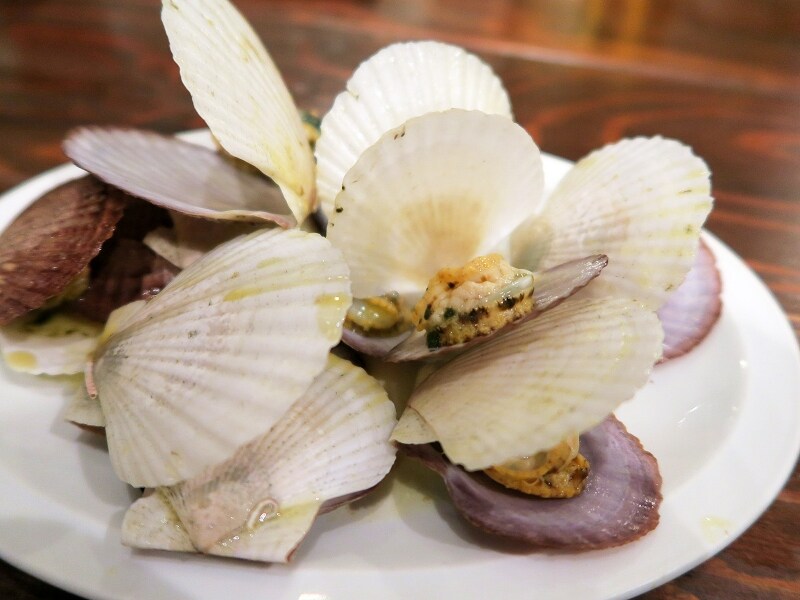 日替わりFOOD MENU 本日のSP「ホタテ稚貝バター炒め」(450円)