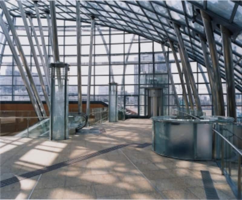 １階エントランスロビー