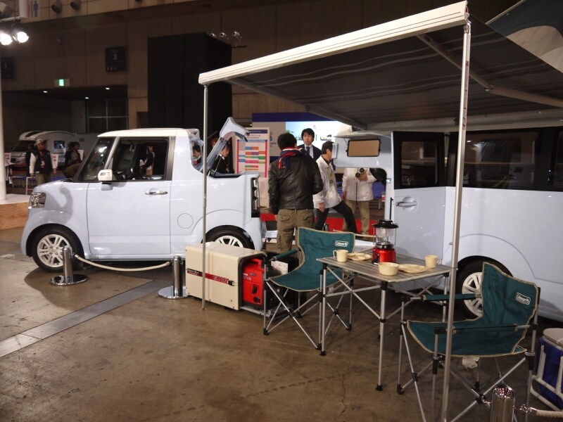 キャンピングカー