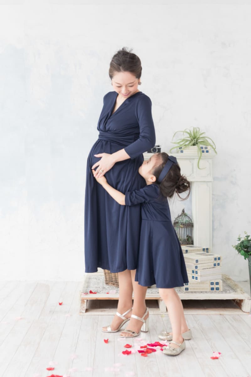 ニューアールクローズのワンピースはマタニティにも対応