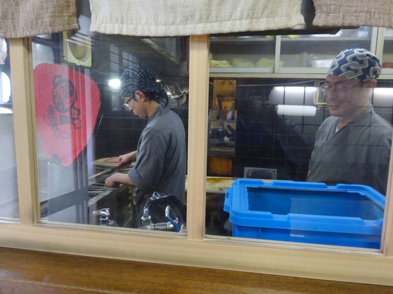 うな豊二代目店主服部さん。運気うなぎ昇り請負人だ。