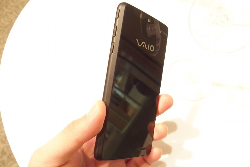 VAIO スマートフォン本体 ブラック VAIO スマートフォン本体 ブラック