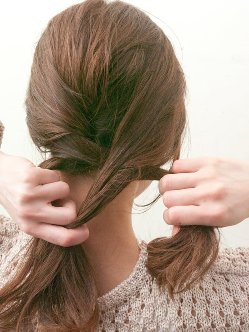 上からざっくり三つ編みします