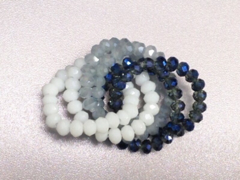 青い薔薇のクリスタルブローチ