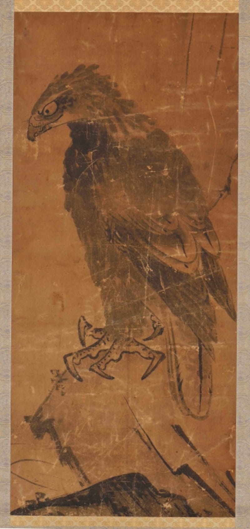 伝雪舟「鷹之絵」掛軸と鑑定書（個人蔵）
