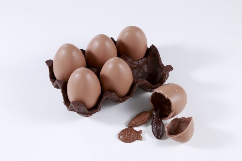 「ウフ」 税込996円 税抜922円