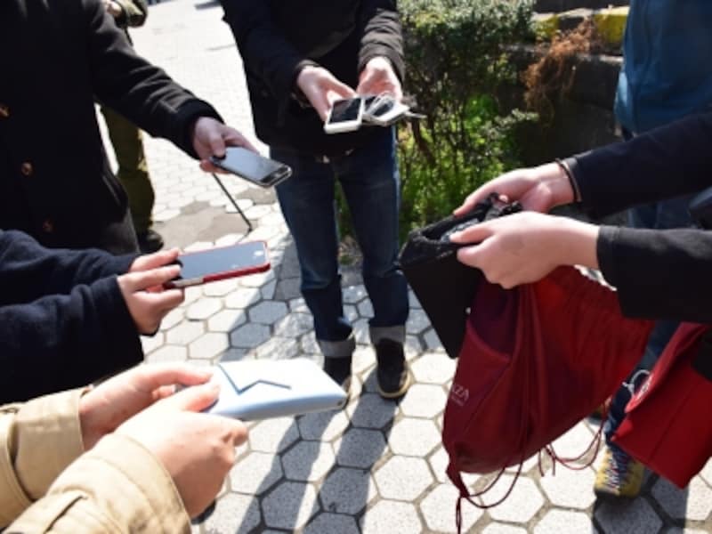 スマホ・携帯は、スタッフにおあずけ