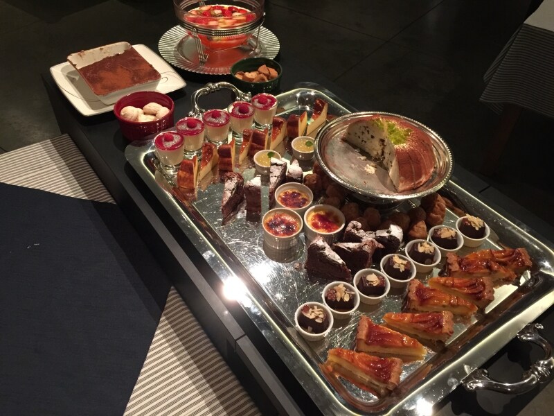 スイーツワゴン