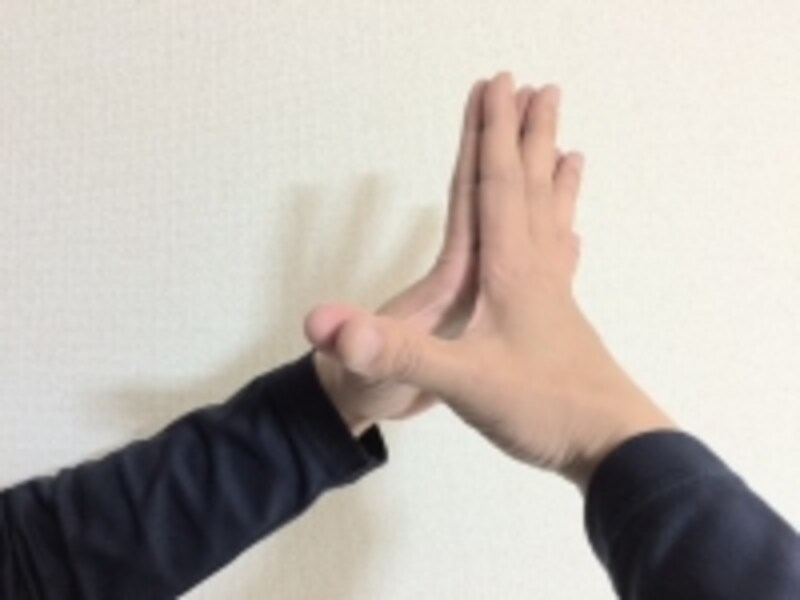 不快な痛みの無いように、気持よくストレッチしましょ