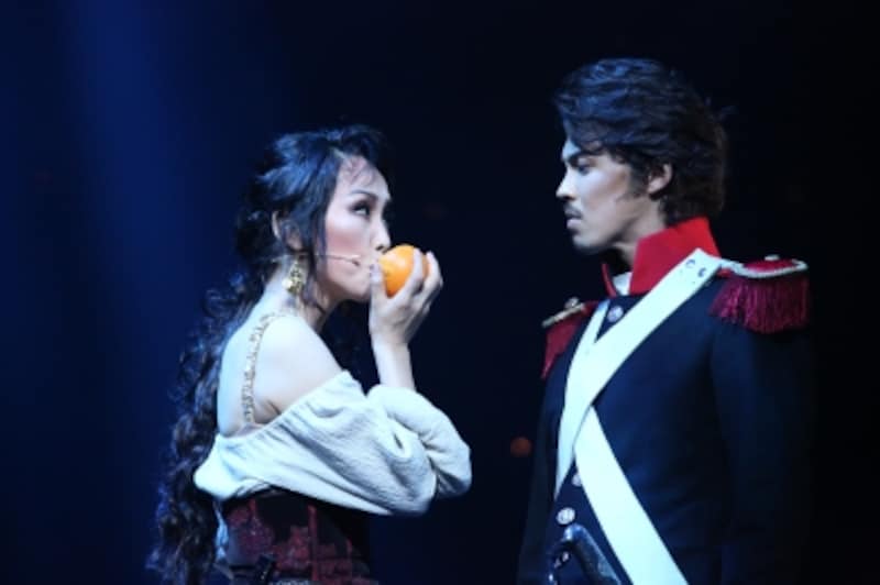 『カルメン』（C）ホリプロ