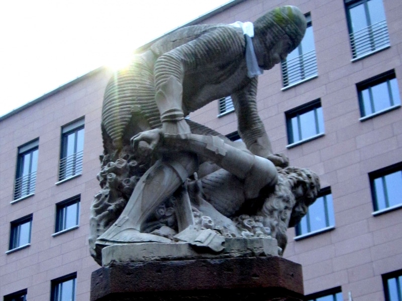 monumento a laurino