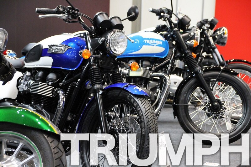 100年を超える歴史を持つイギリスの老舗メーカー、トライアンフも自信作とともに参戦