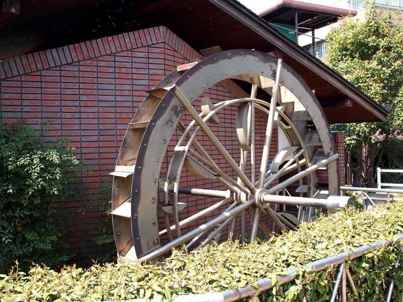 かつてこのあたりは水田地帯で水車もけっこうあったのだろう