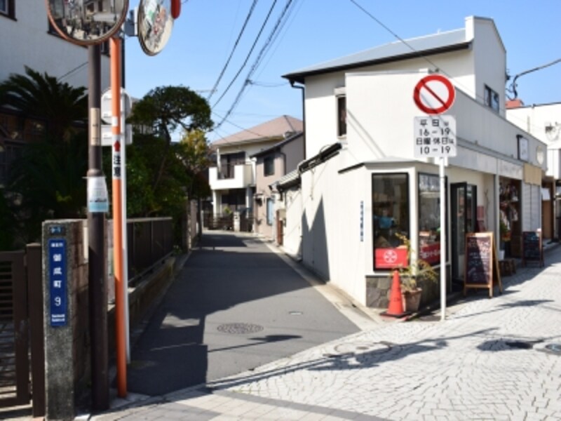 路地に入っていきましょう！