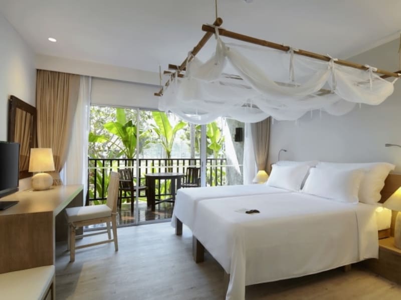 広大な敷地面積を持つエヴァソン・ホアヒン。客室はガーデンに囲まれ静かな雰囲気