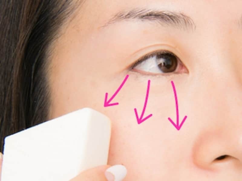 こすらず優しく叩き込む