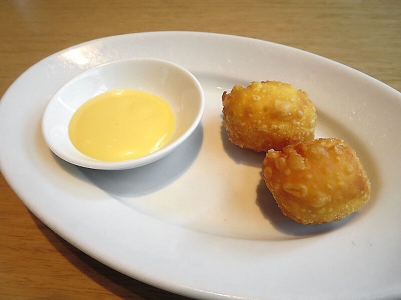 揚げ海老餃子 マンゴーマヨネーズソース