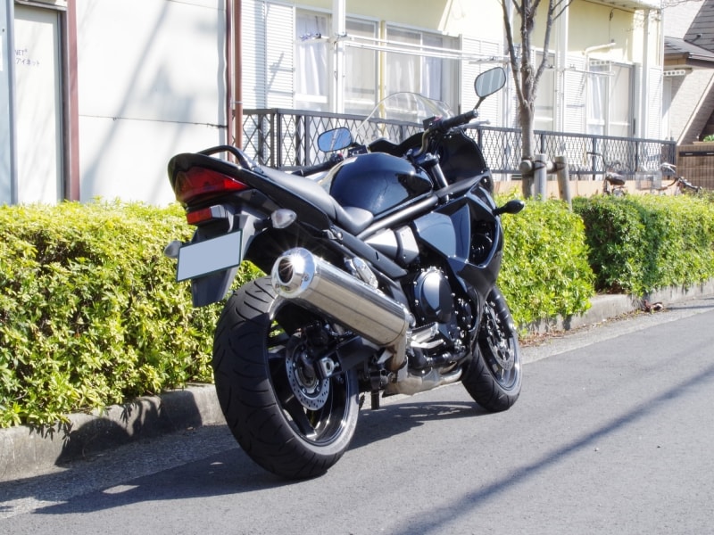 バンディット1250Fリアビュー