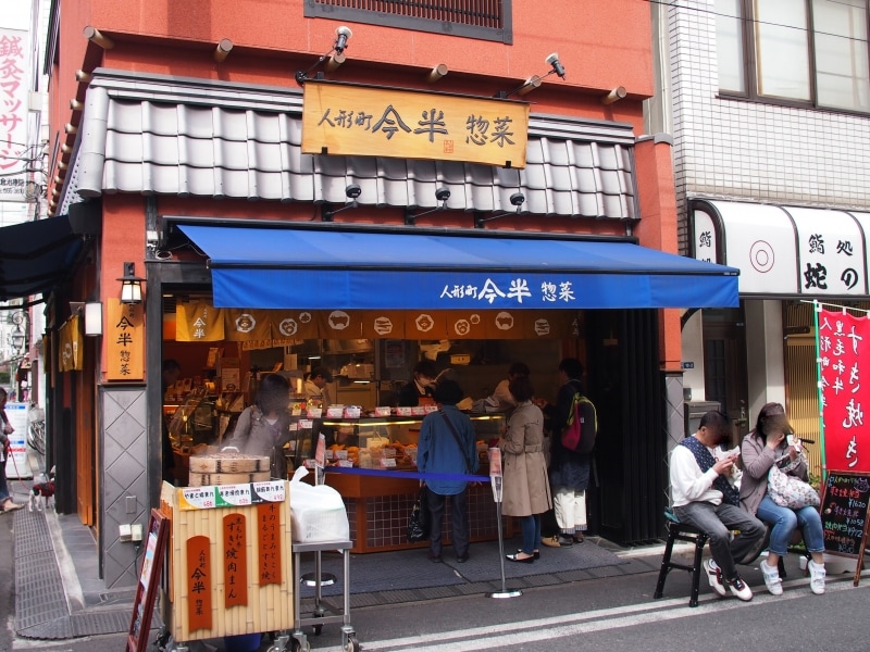 すき焼き丼やメンチカツが人気