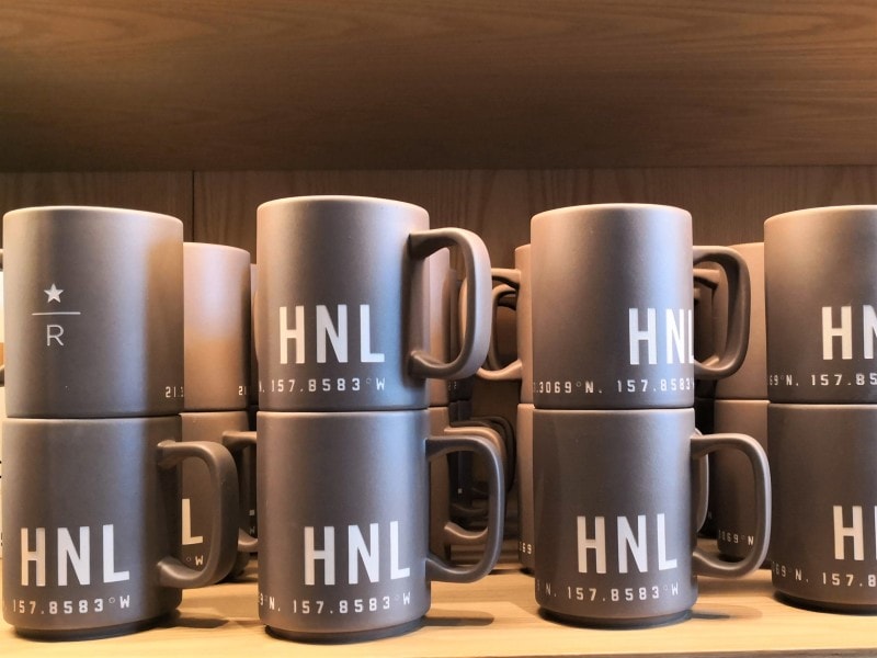 こちらはリザーブ店限定マグカップ