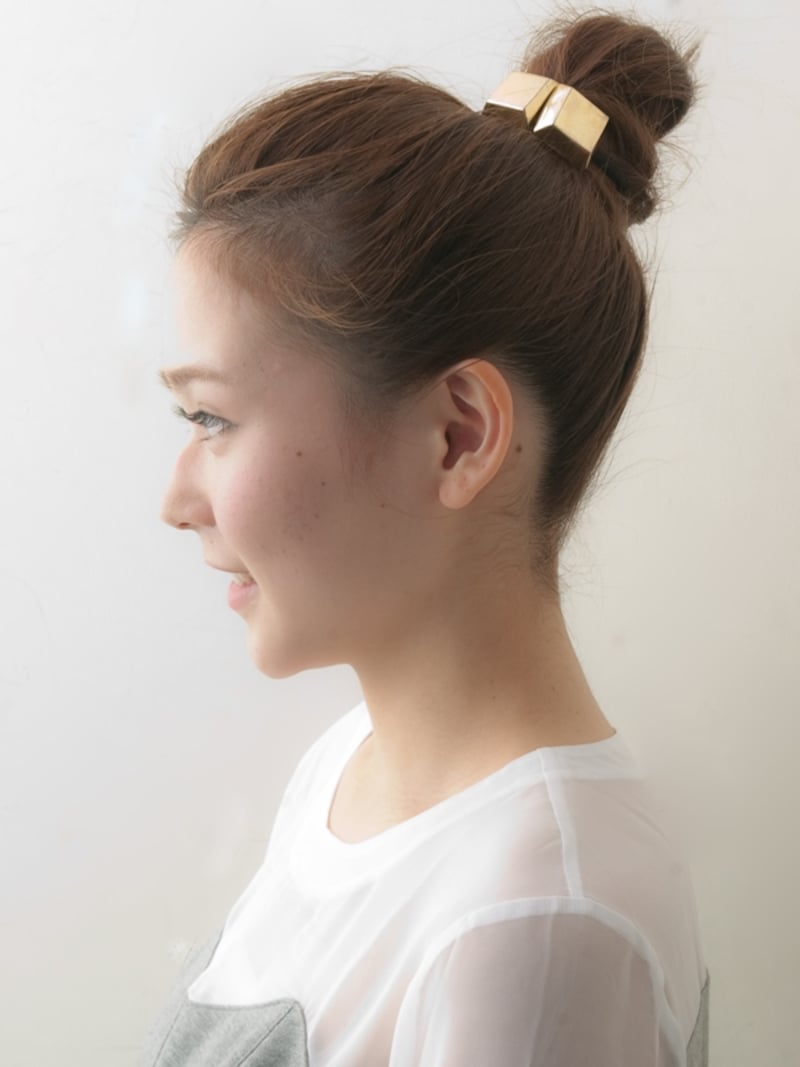 完成したお団子ヘアの（サイドorバック）hair make WAKO
