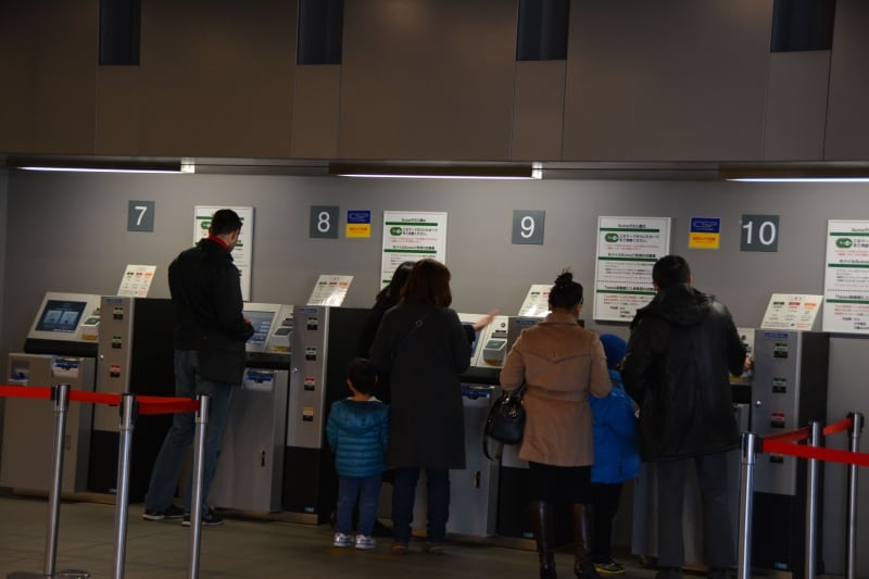電車の切符を買う要領でチケットを購入