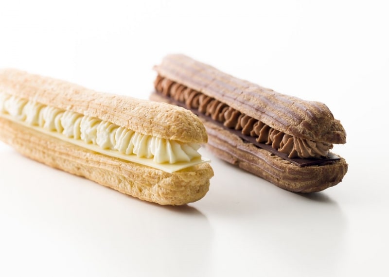 ca ca oエクレアundefined各325円(税抜)