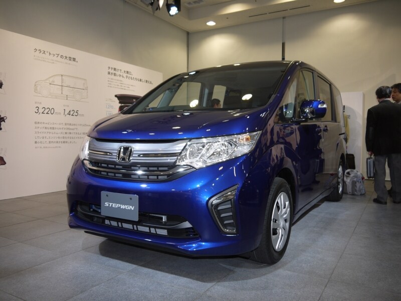 新型ステップワゴン