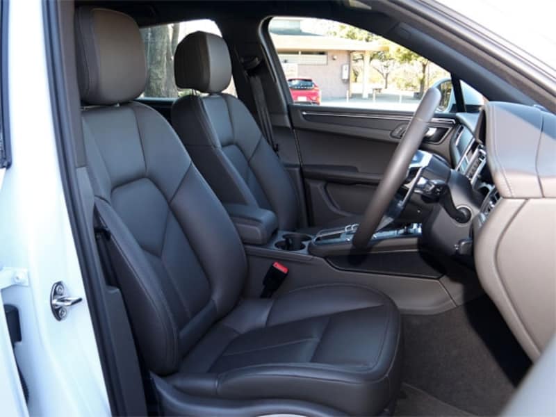 ポルシェマカン