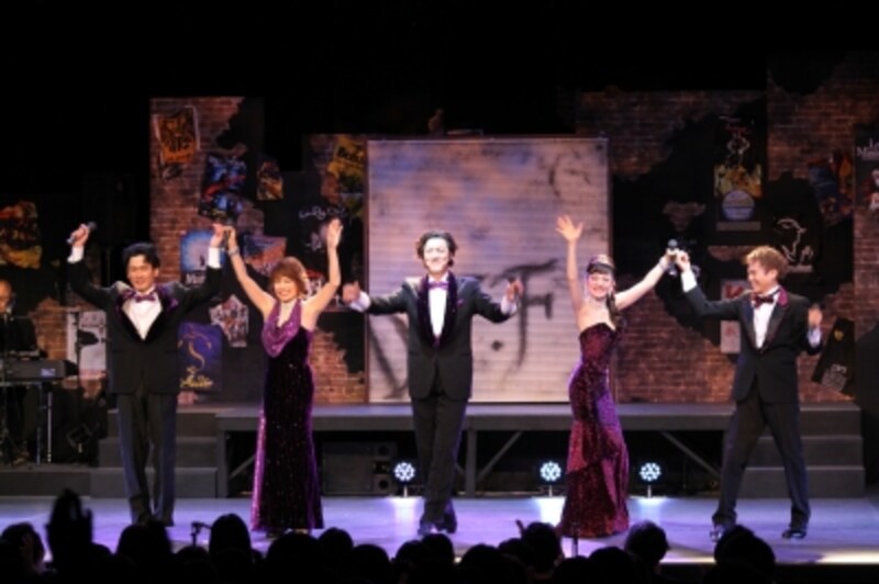 『DOWNTOWN FOLLIEES Vol.10』写真提供：よしもとクリエイティブエージェンシー