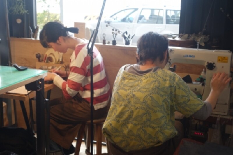 safujiのアトリエスペース。作る様子が間近に見えます