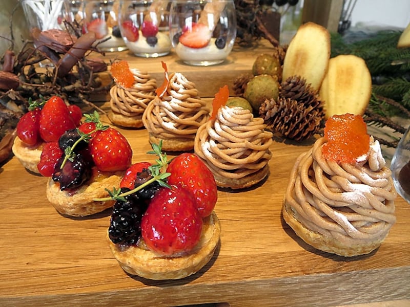 タルトフリュイ（プティガトー）、モンブラン（プティガトー）