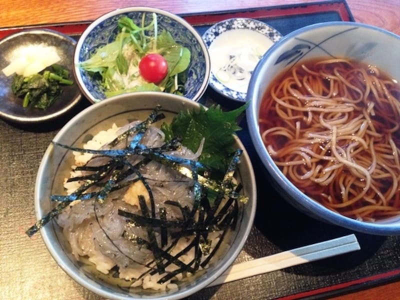 生しらす丼 ミニセイロ又はミニかけ