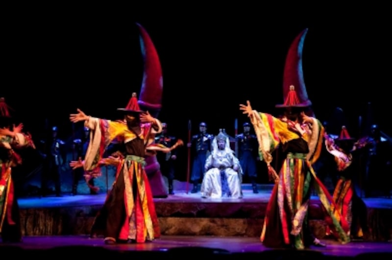 眠れぬ雪獅子【撮影／岩村美佳】