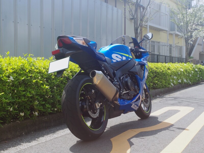 GSX-R750リアビュー