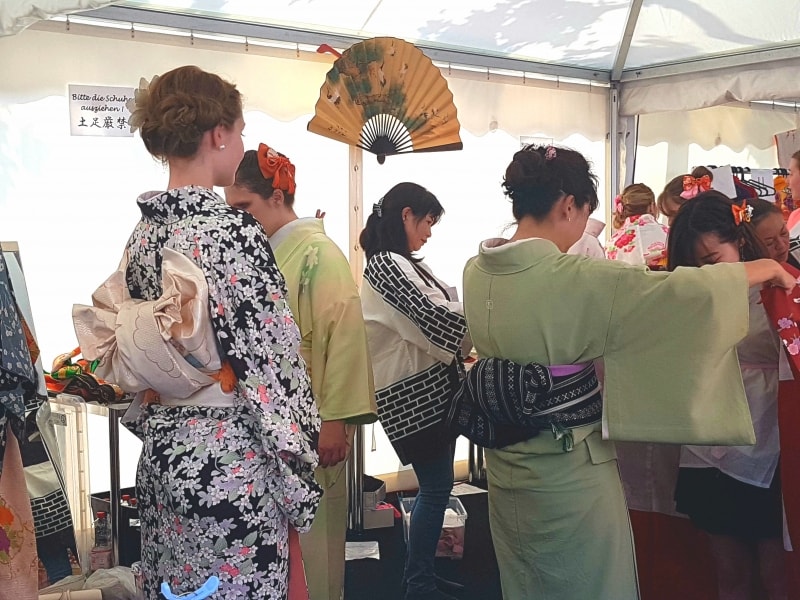 日本デー着付け