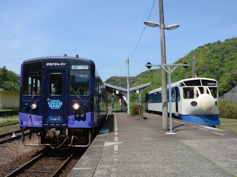 海洋堂ホビートレインと鉄道ホビートレイ