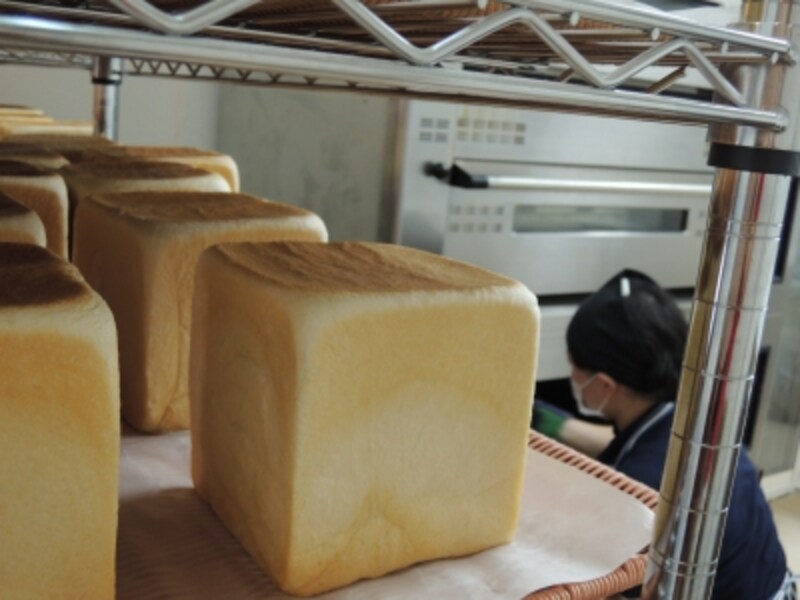 次々に焼き上がる