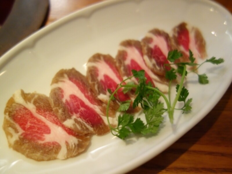 ラム肉の生ハム（540円）