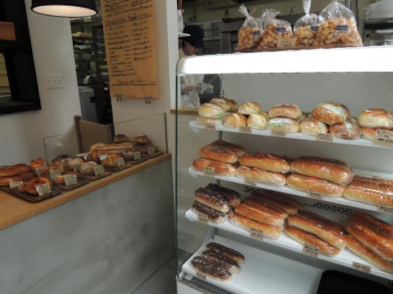 売場の奥はセントラルキッチン