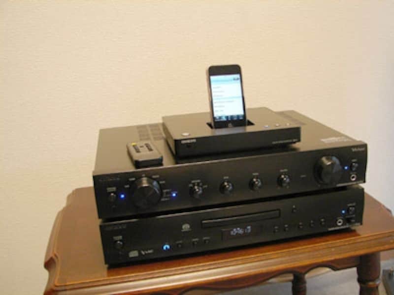 特別にお借りしたND-S1の黒モデルと、アンプ、SACD/CDプレーヤー。